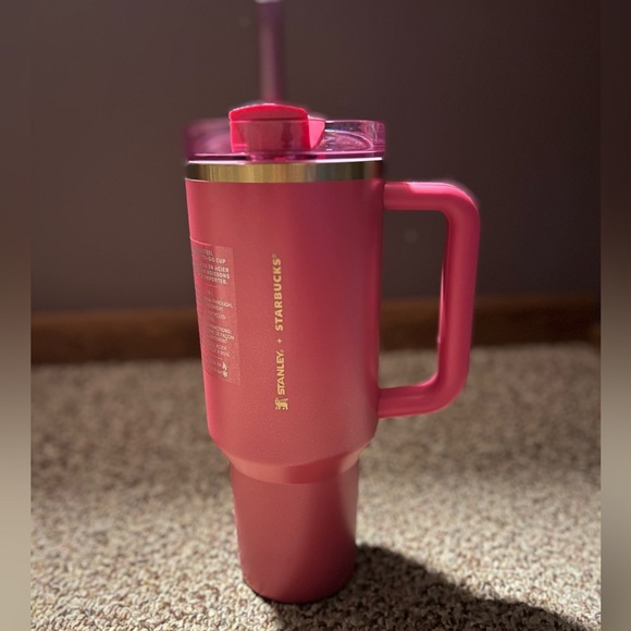 NEW Starbucks X Stanley 40oz Tumbler - Berry Pink Glitter Quencher (2024)